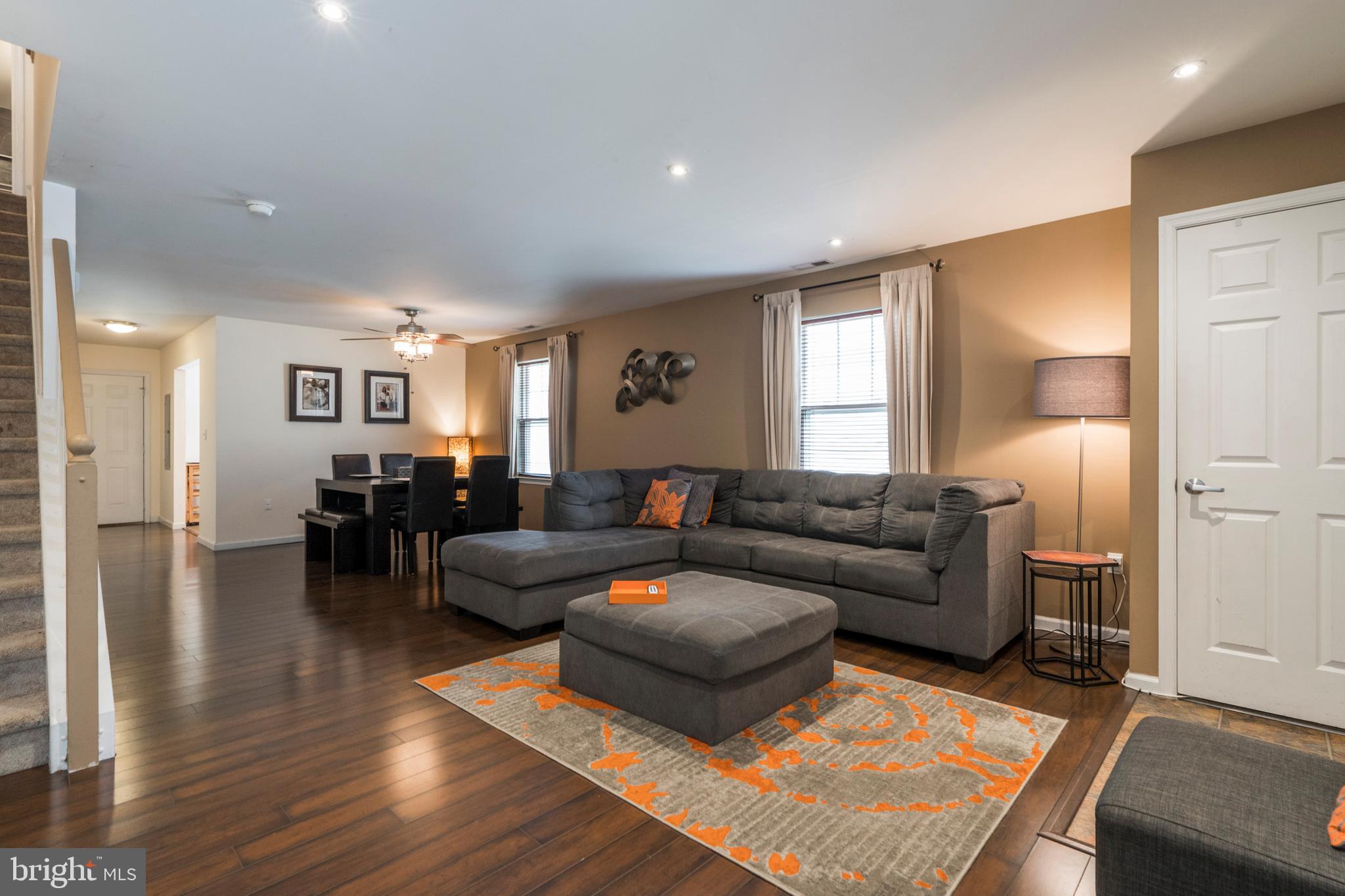3732 Merrick Road Philadelphia, PA 19129 - Photo 3 of 28 Gallery Image 3