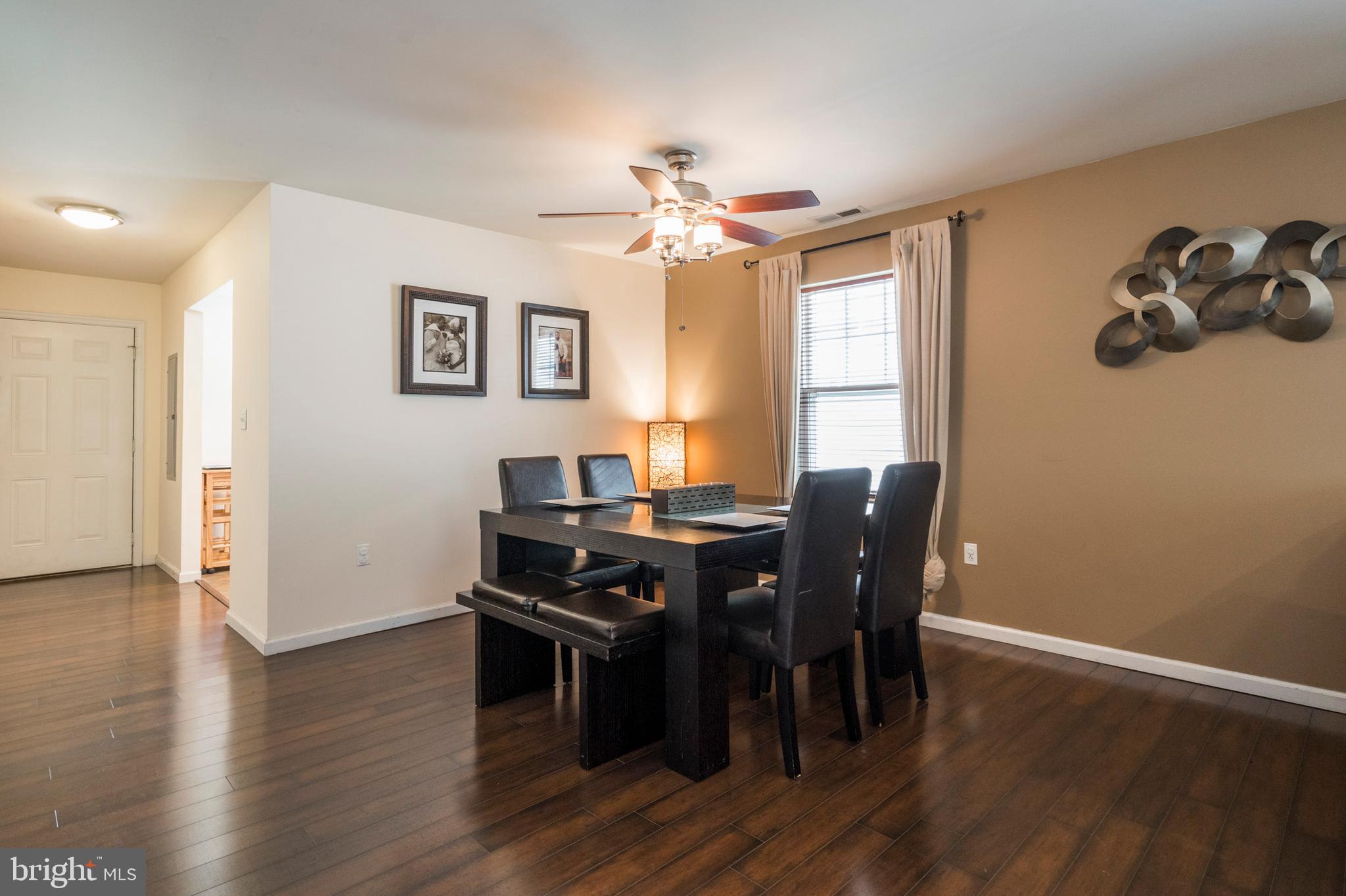 3732 Merrick Road Philadelphia, PA 19129 - Photo 5 of 28 Gallery Image 5
