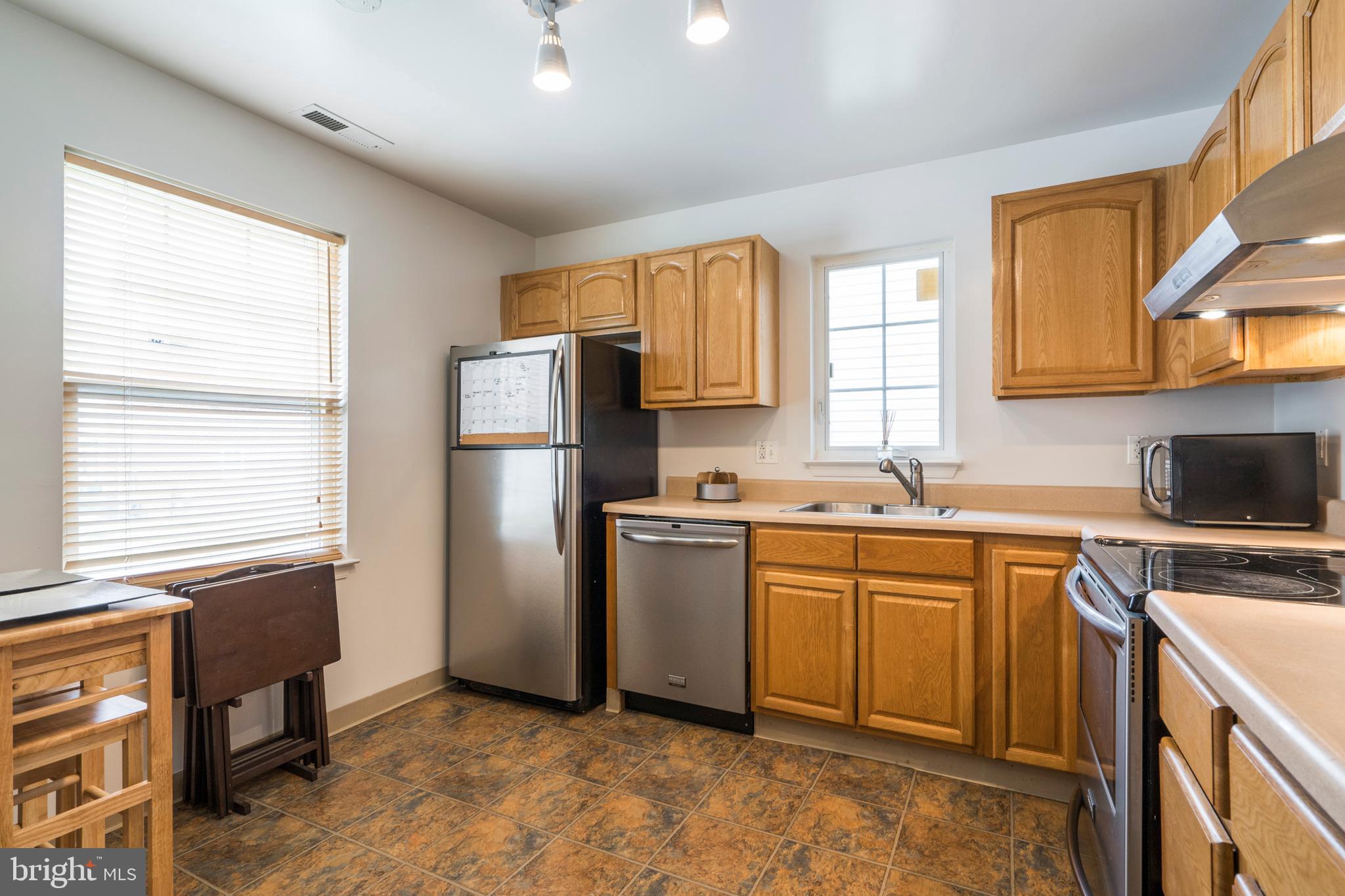 3732 Merrick Road Philadelphia, PA 19129 - Photo 10 of 28 Gallery Image 10