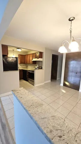 $1,595 | 7540 West 111th Street, Unit 3E, Worth, IL 60482