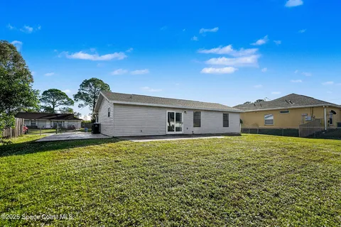 $227,500 | 1026 Camden Avenue Northwest, Palm Bay, FL 32907