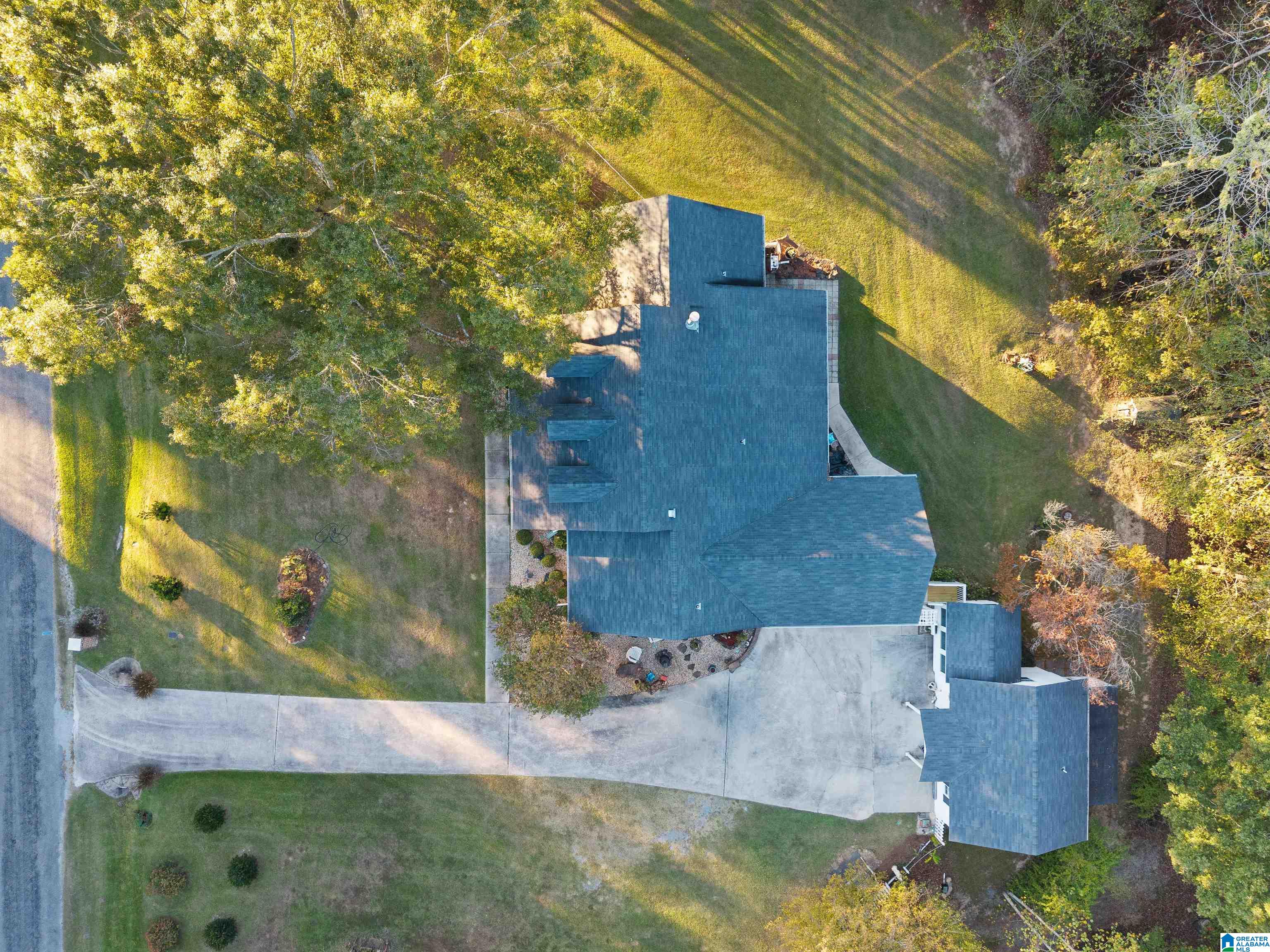 340 Myrick Road Warrior, AL 35180 - Photo 38 of 52