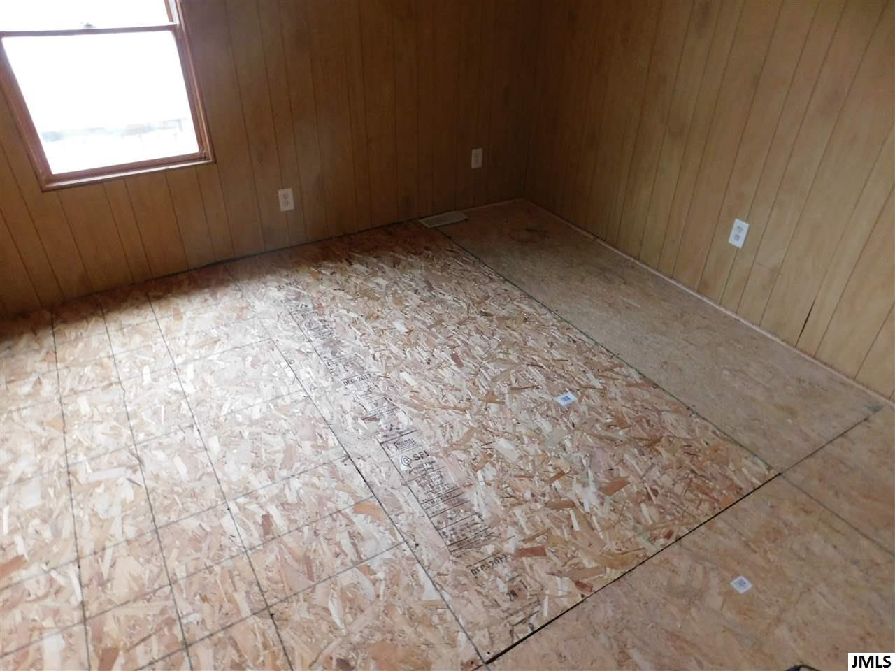 845 South Sutton Road Jackson, MI 49203 - Photo 13 of 19 Photo 13
