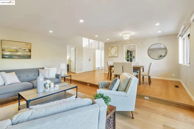 $1,650,000 | 62 Warfield Drive, Moraga, CA 94556