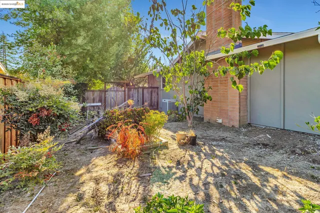 $1,650,000 | 62 Warfield Drive, Moraga, CA 94556