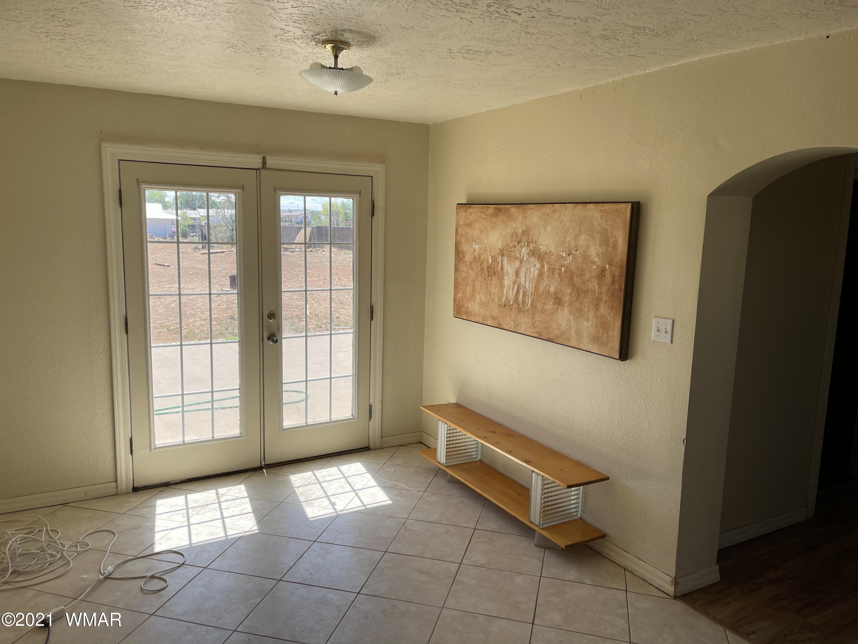 539 South 6th W Street Snowflake, AZ 85937 - Photo 4 of 47