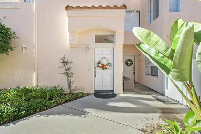 $550,000 | 1386 Serena Circle, Unit 1, Chula Vista, CA 91910