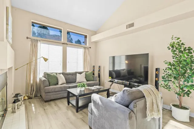 $550,000 | 1386 Serena Circle, Unit 1, Chula Vista, CA 91910