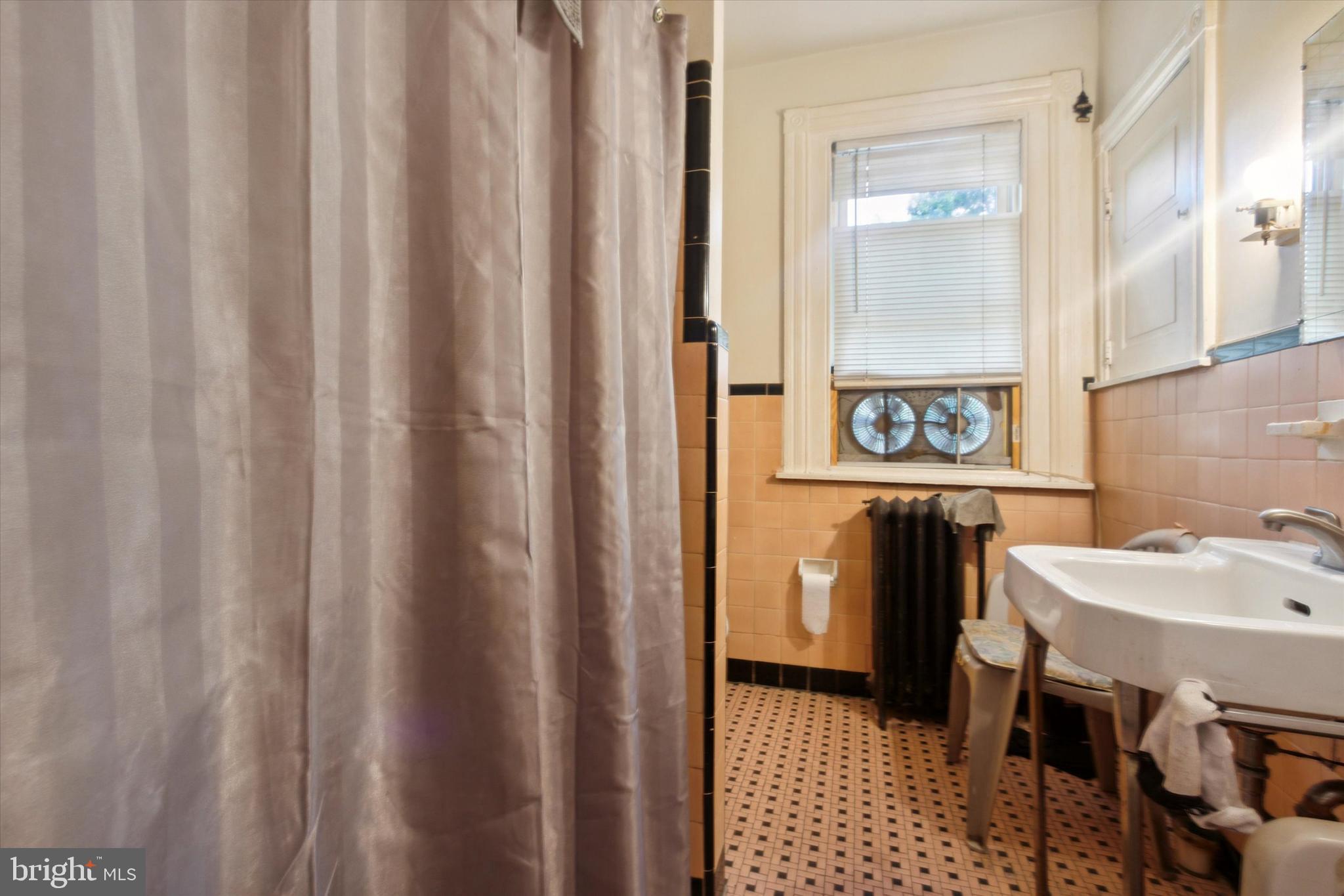 75 West Baltimore Avenue Lansdowne, PA 19050 - Photo 16 of 25 Apt 3