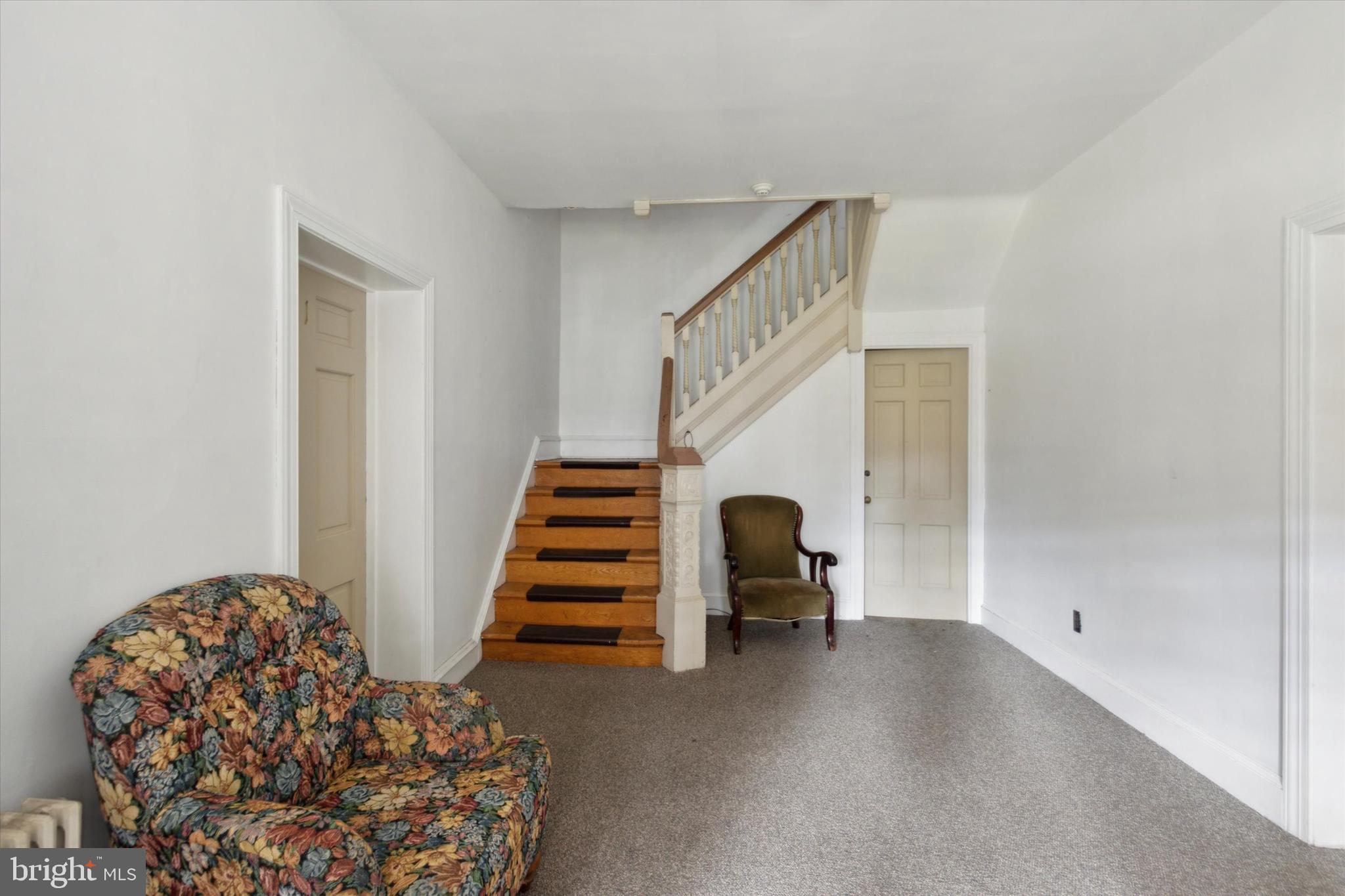 75 West Baltimore Avenue Lansdowne, PA 19050 - Photo 4 of 25 Main Entrance/Lobby "Common Area" 1st Floor