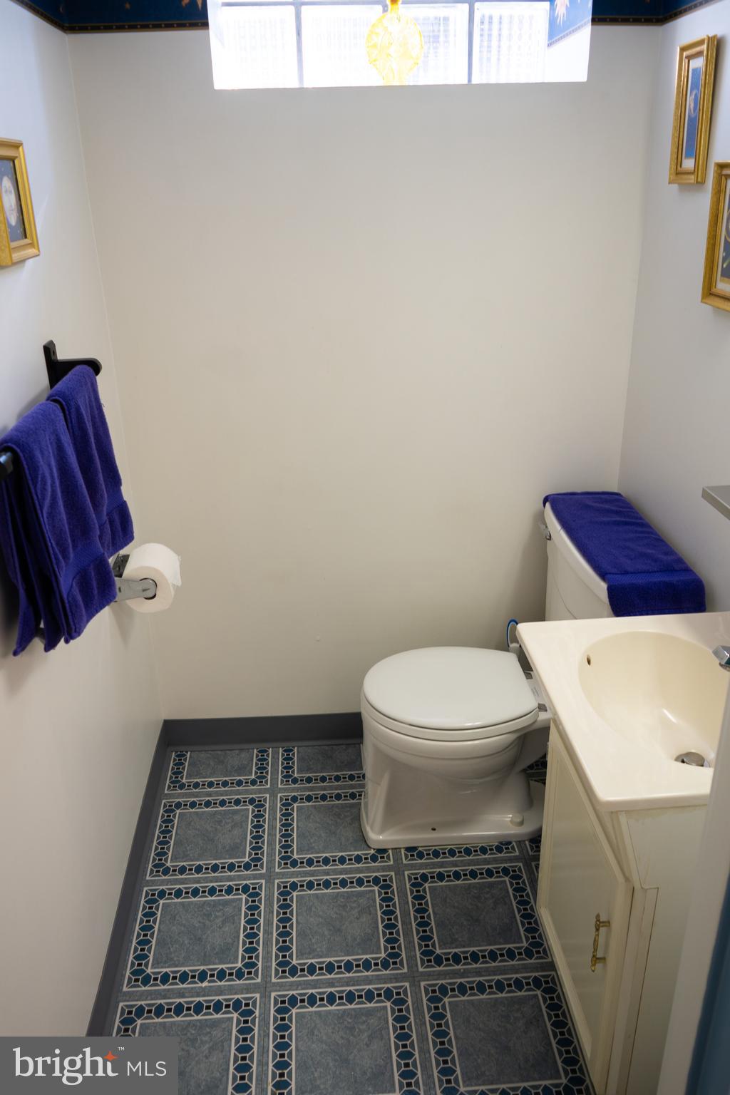 9104 Woodenbridge Road Philadelphia, PA 19136 - Photo 14 of 24 Gallery Image 14