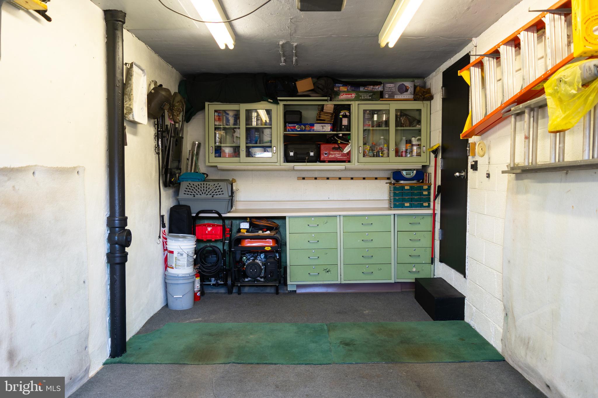 9104 Woodenbridge Road Philadelphia, PA 19136 - Photo 17 of 24 Gallery Image 17