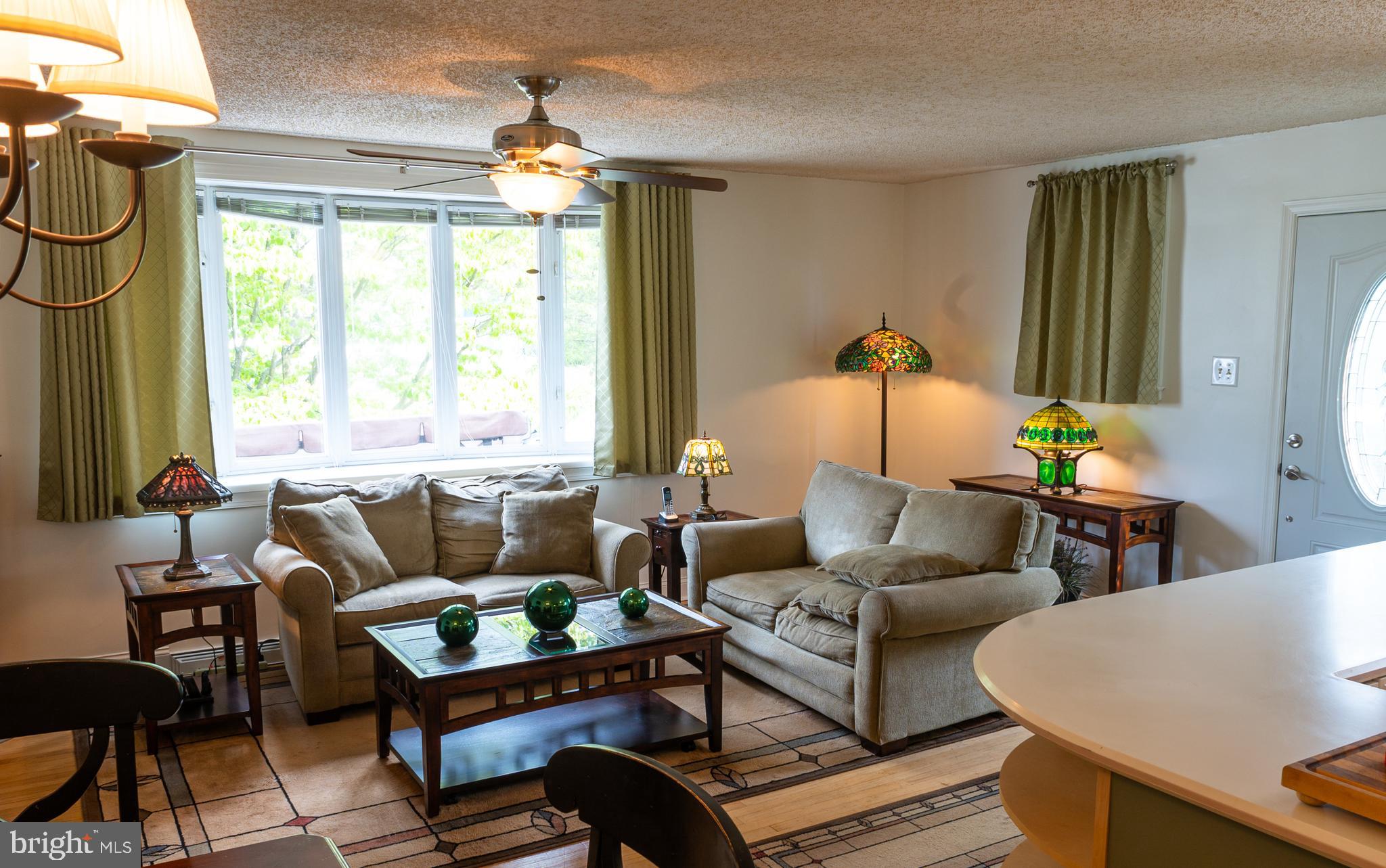 9104 Woodenbridge Road Philadelphia, PA 19136 - Photo 3 of 24 Gallery Image 3
