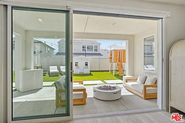 $1,180,000 | 18112 Tableau Way, Santa Clarita, CA 91350
