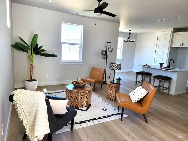 $374,900 | 980 East Odyssey Street, Kuna, ID 83634