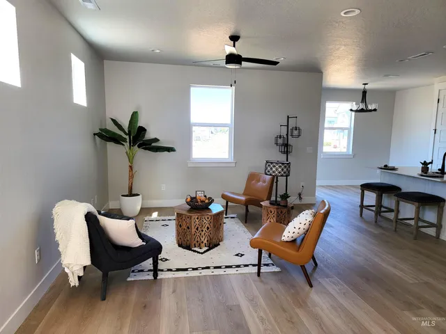 $374,900 | 980 East Odyssey Street, Kuna, ID 83634