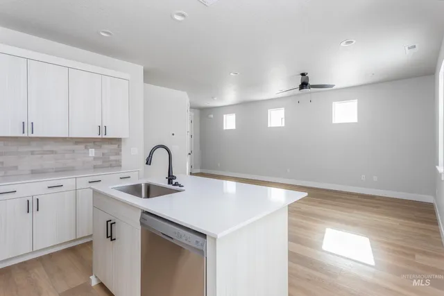 $374,900 | 980 East Odyssey Street, Kuna, ID 83634