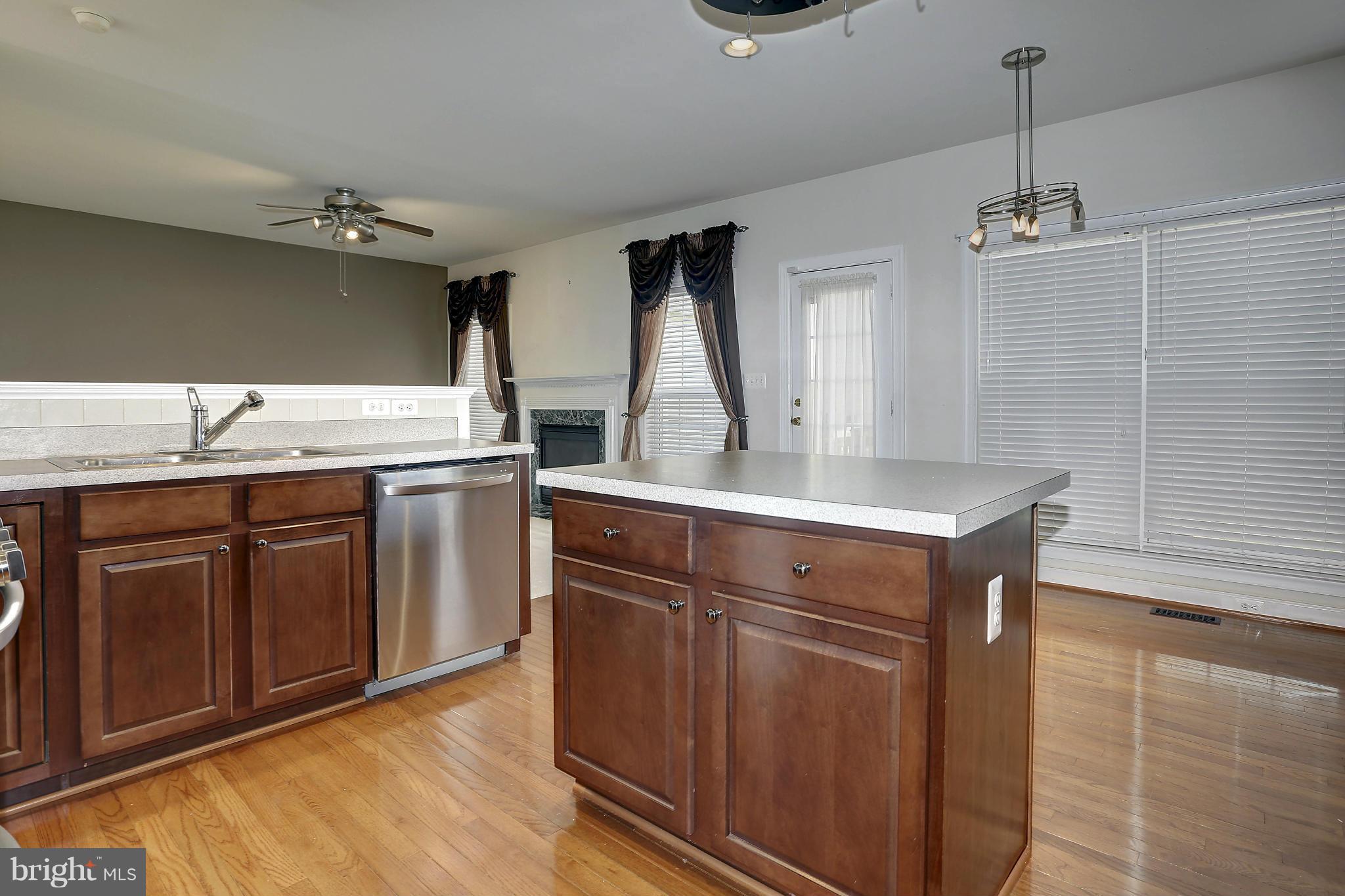 9080 Furey Road Lorton, VA 22079 - Photo 14 of 30 Kitchen