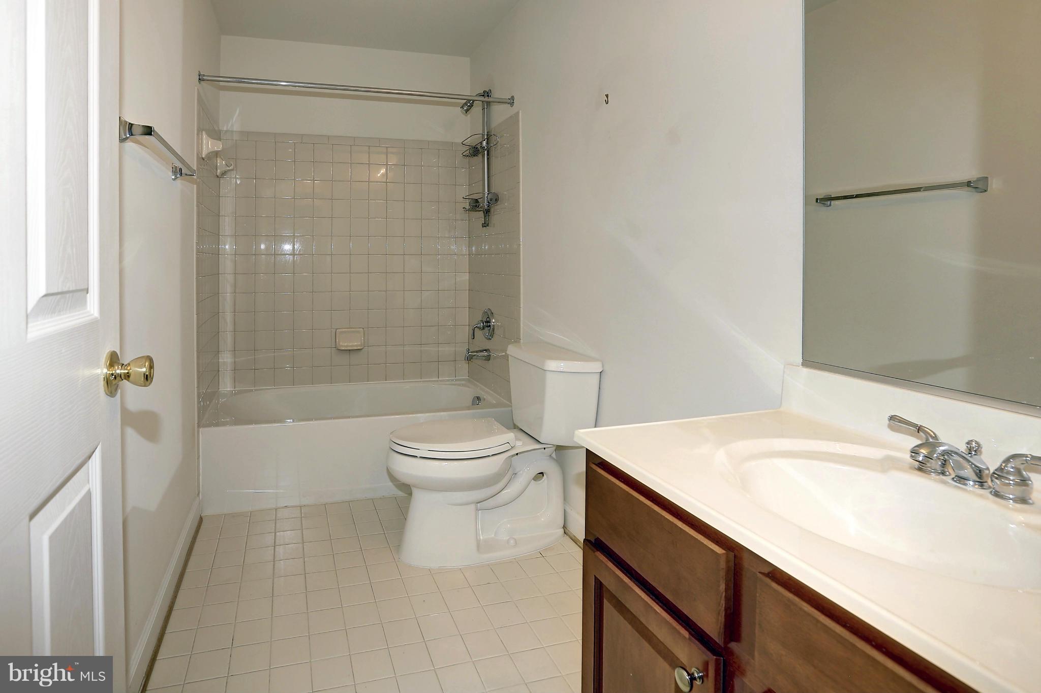 9080 Furey Road Lorton, VA 22079 - Photo 16 of 30 Bath