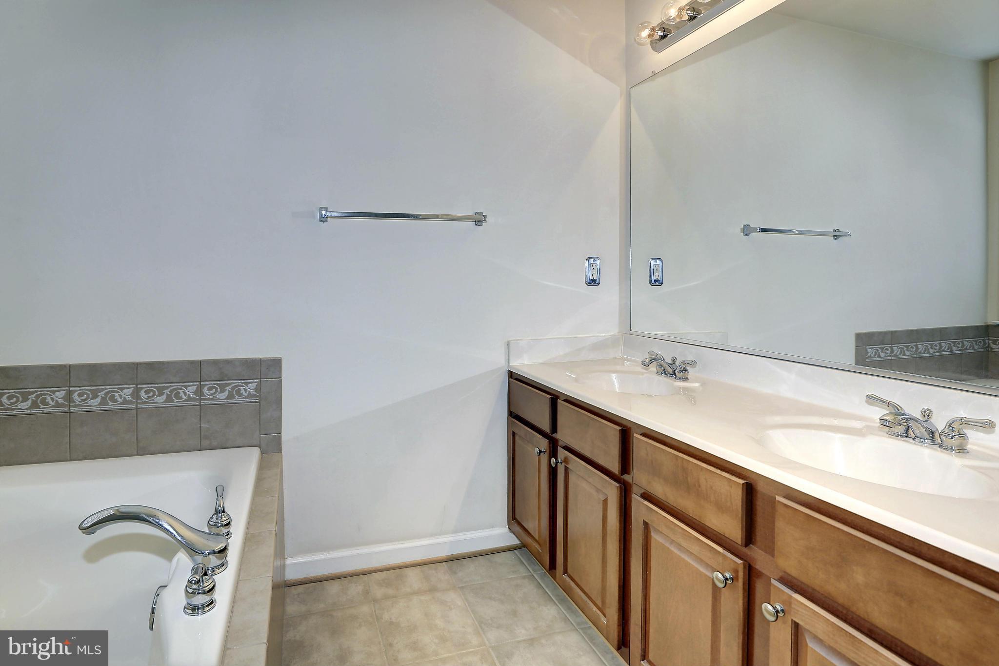 9080 Furey Road Lorton, VA 22079 - Photo 25 of 30 Bath (Master)