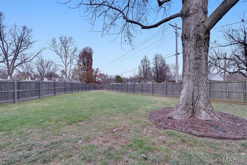 8 Circle Way St. Peters, MO 63376 - Photo 7 of 39