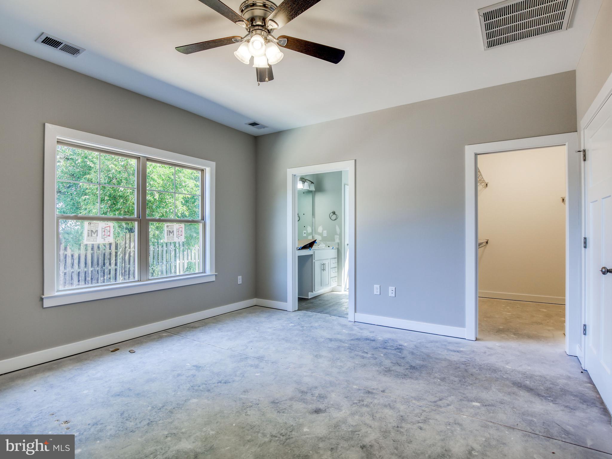 143 Doonbeg Court Winchester, VA 22602 - Photo 13 of 19 Gallery Image 13