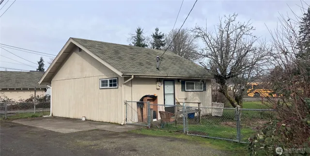 $450,000 | 2227 Washington Street, Shelton, WA 98584