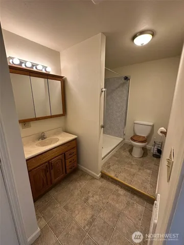 $450,000 | 2227 Washington Street, Shelton, WA 98584