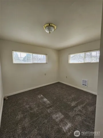 $450,000 | 2227 Washington Street, Shelton, WA 98584