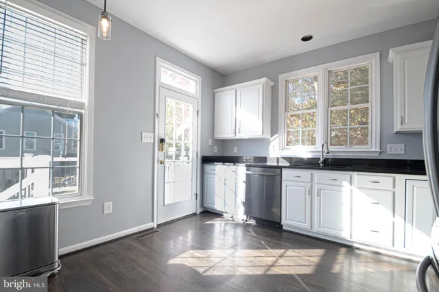 $949,900 | 312 Little Quarry Road, Gaithersburg, MD 20878