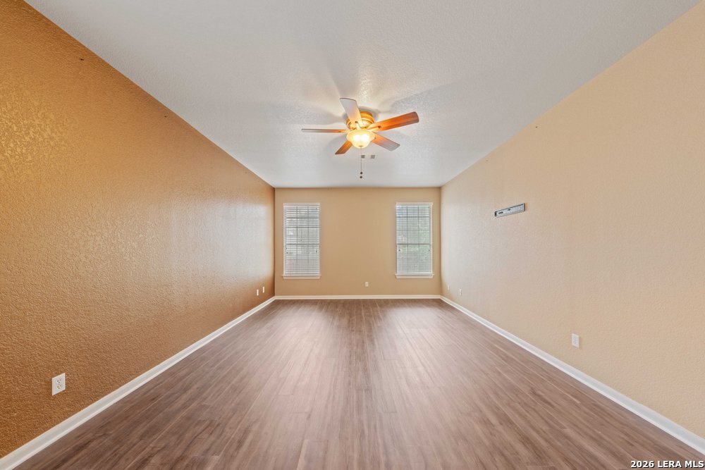 141 Springtree Gate Cibolo, TX 78108 - Photo 18 of 36