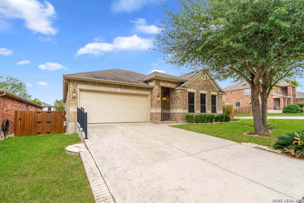 141 Springtree Gate Cibolo, TX 78108 - Photo 2 of 36