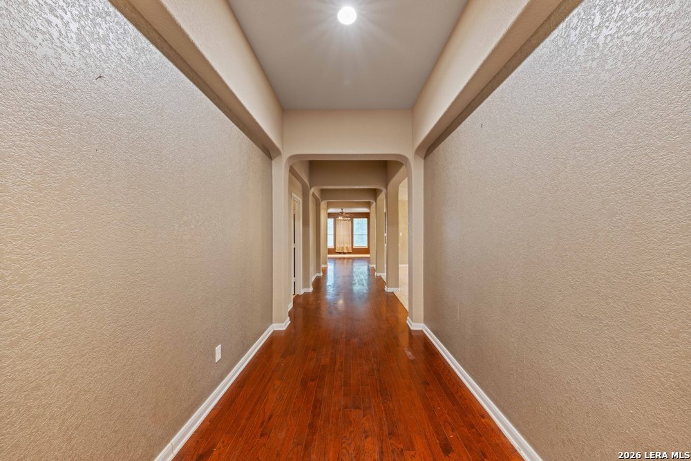 141 Springtree Gate Cibolo, TX 78108 - Photo 5 of 36