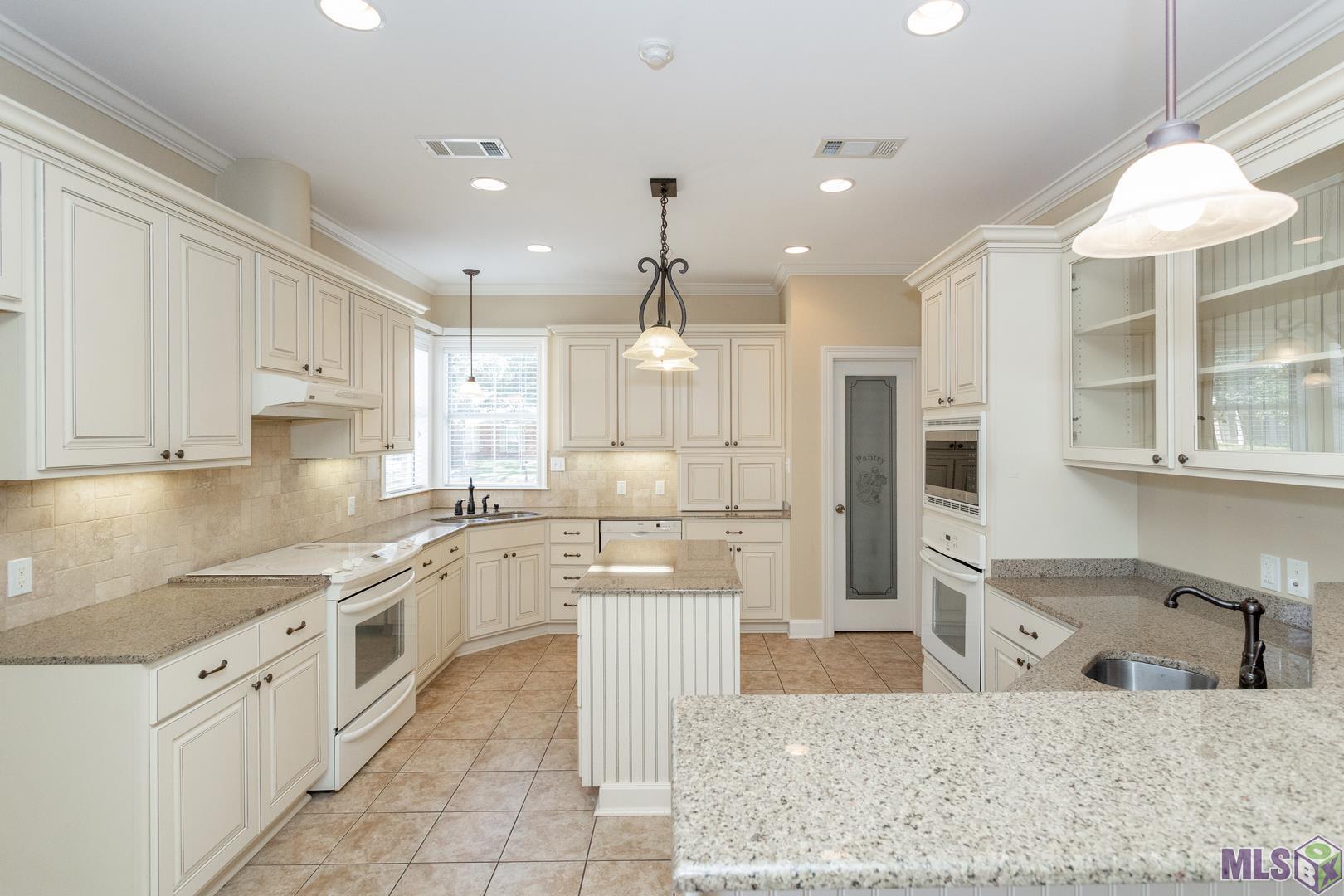 215 Wylie Drive Baton Rouge, LA 70808 - Photo 11 of 44