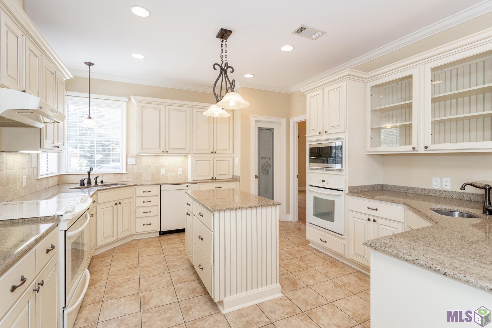 215 Wylie Drive Baton Rouge, LA 70808 - Photo 12 of 44