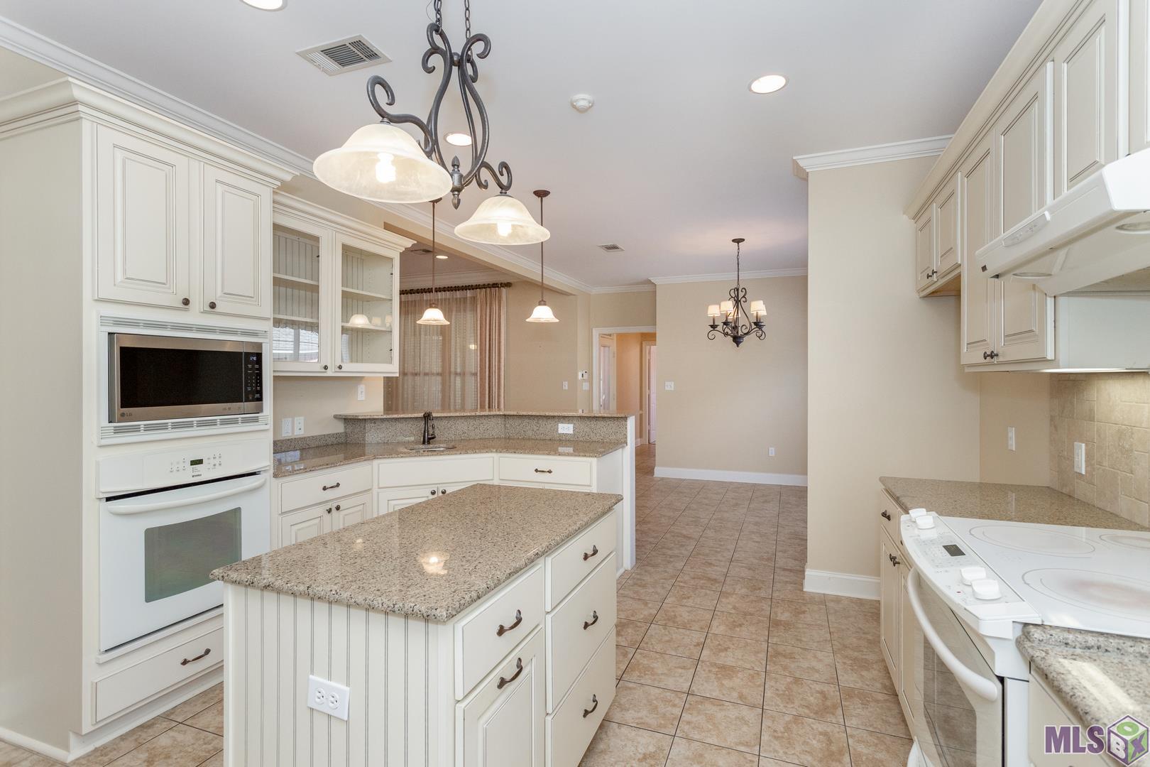 215 Wylie Drive Baton Rouge, LA 70808 - Photo 15 of 44