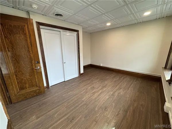 $3,200 | 85 Humboldt Parkway, Unit A, Buffalo, NY 14214