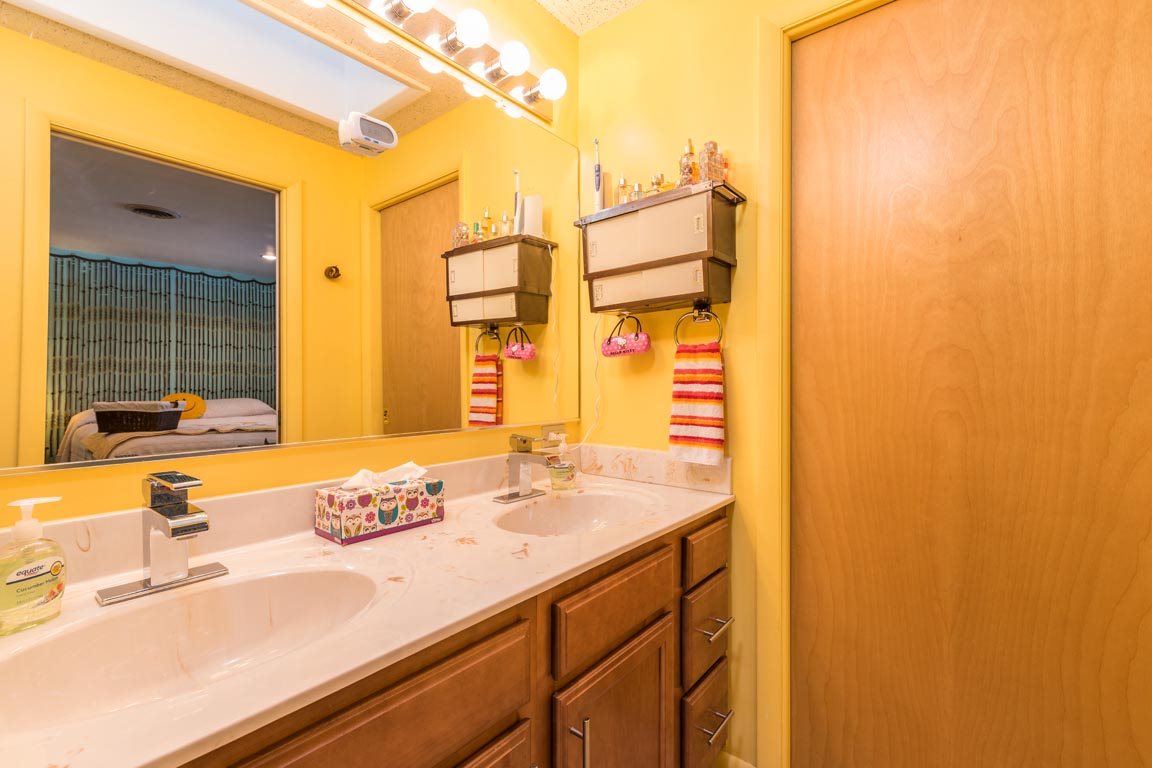 707 North Greene Road Goshen, IN 46526 - Photo 26 of 33 Gallery Image 26