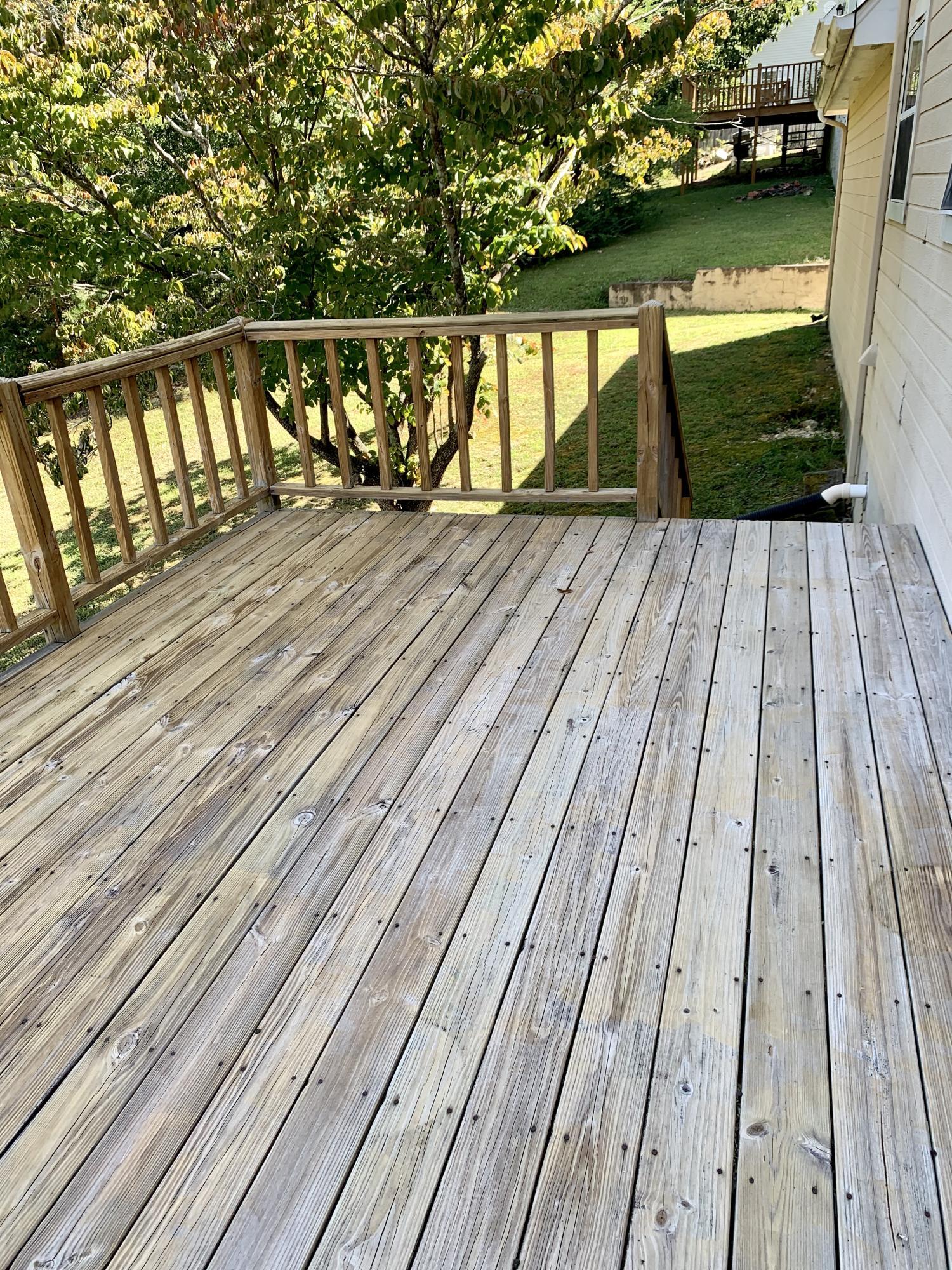 866 Lee Drive Ringgold, GA 30736 - Photo 18 of 23 Back deck