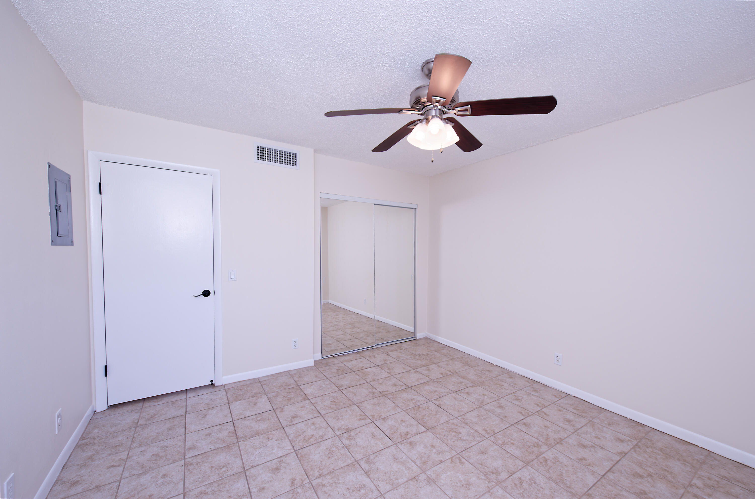 632 Snug Harbor Drive, Unit D15 Boynton Beach, FL 33435 - Photo 11 of 50