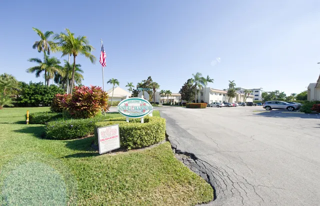 $119,000 | 632 Snug Harbor Drive, Unit D15, Boynton Beach, FL 33435
