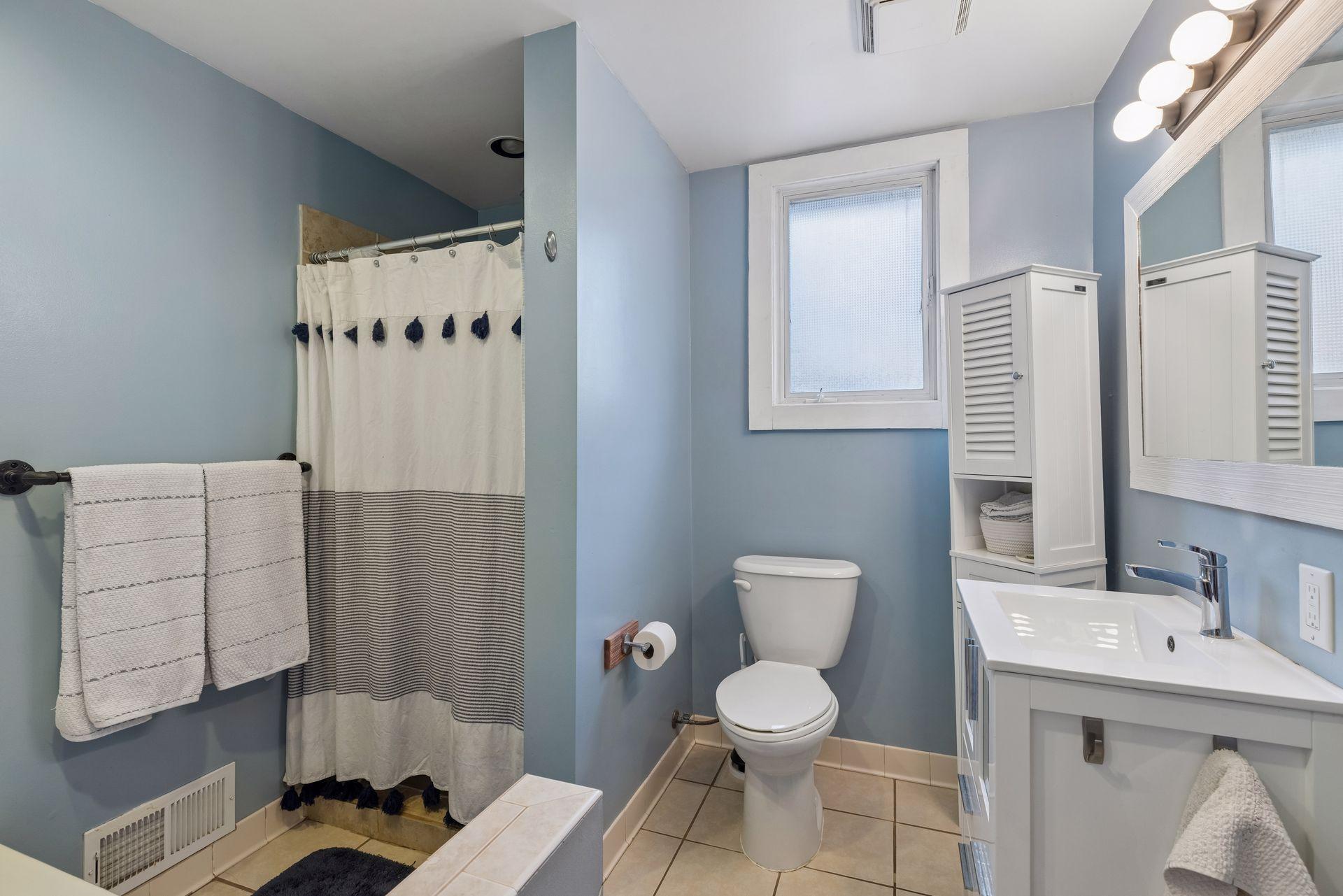 4435 Arthur Street Northeast Columbia Heights, MN 55421 - Photo 12 of 35