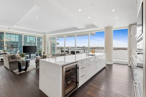 $5,650,000 | 50 Liberty Drive, Unit 10K, Boston, MA 02210