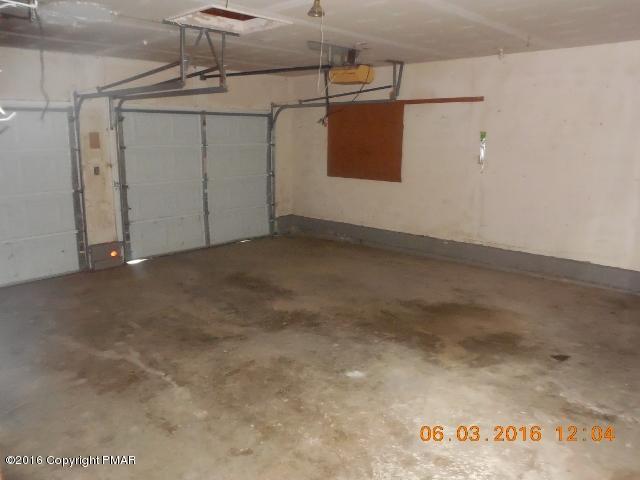 159 Doney Road Gilbert, PA 18331 - Photo 9 of 14 a view of a garage