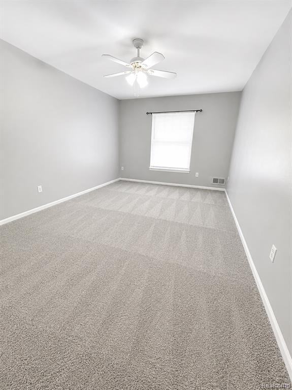 19500 West Eleven Mile Road Southfield, MI 48076 - Photo 7 of 15
