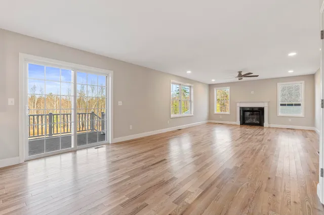 $715,000 | 293 Queen Street, Boscawen, NH 03303