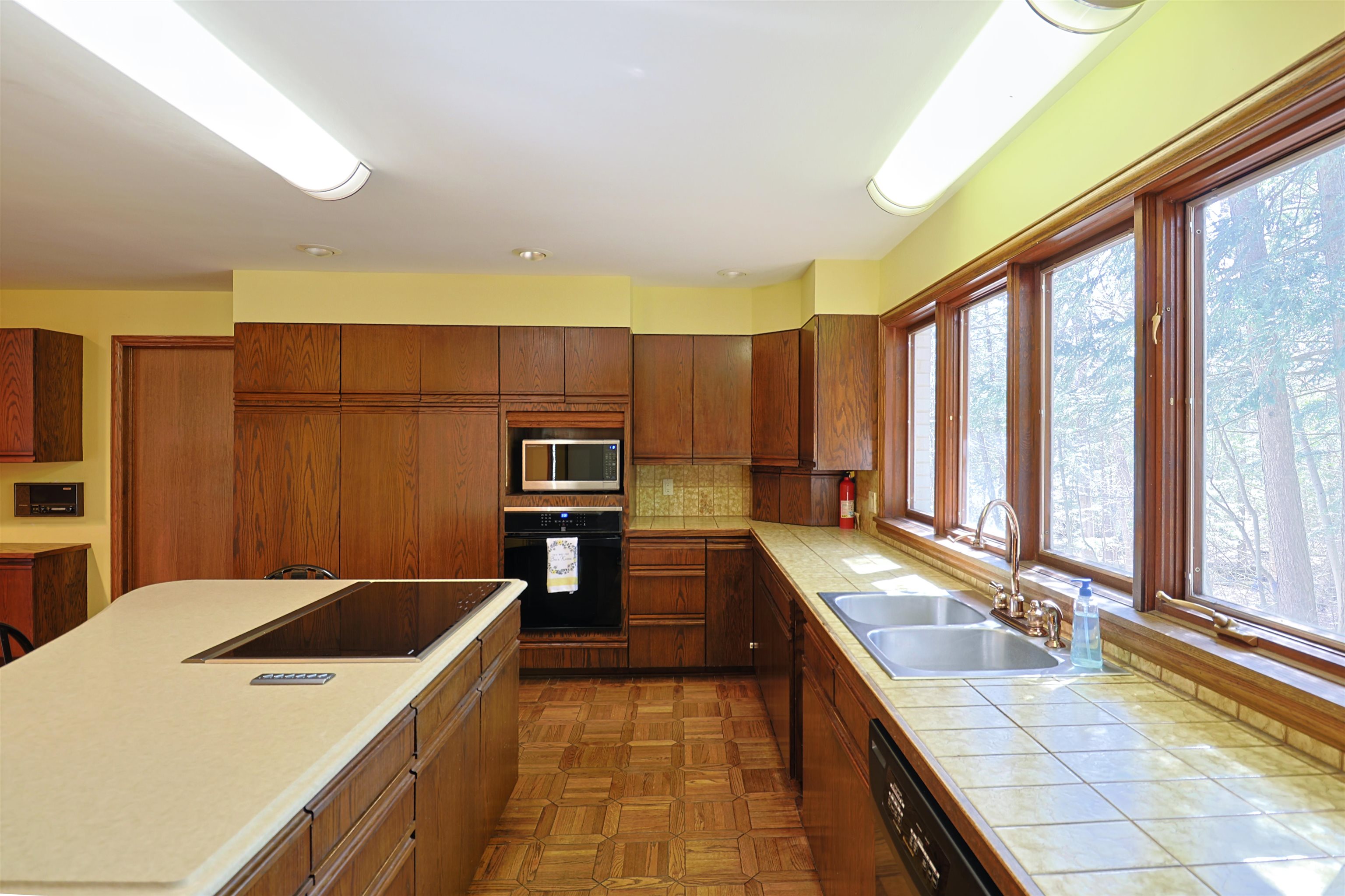 555 East Deerfield Road Mount Pleasant, MI 48858 - Photo 15 of 48