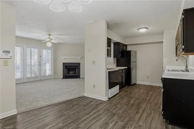 $194,900 | 7129 West Friendly Avenue, Unit D, Greensboro, NC 27410