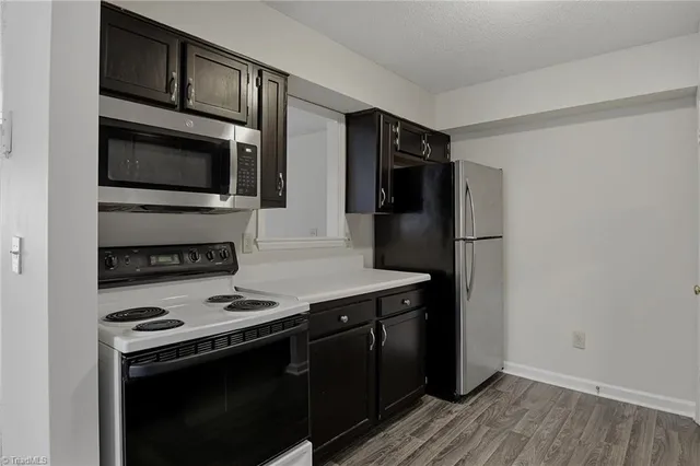 $194,900 | 7129 West Friendly Avenue, Unit D, Greensboro, NC 27410