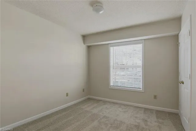 $194,900 | 7129 West Friendly Avenue, Unit D, Greensboro, NC 27410